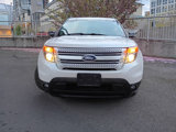 Used 2014 Ford Explorer XLT image 2