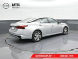 Used 2024 Nissan Altima 2.5 S image 2