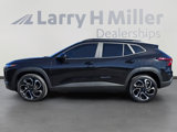 Used 2025 Chevrolet Trax RS image 2