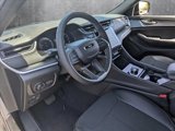 New 2025 Jeep Grand Cherokee Altitude image 3