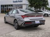 New 2025 Hyundai Elantra SEL image 6