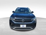 Certified 2023 Volkswagen Taos SE w/ Black Wheel Package image 2