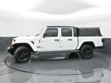 Used 2023 Jeep Gladiator Sport image 4