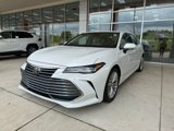 Used 2020 Toyota Avalon Limited image 3