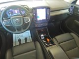 Used 2025 Volvo XC40 B5 Plus image 2