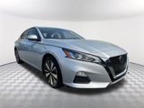 Used 2022 Nissan Altima 2.5 SV w/ SV Premium Package image 3