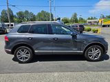 Used 2016 Volkswagen Touareg Sport image 6