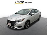 Used 2024 Nissan Versa SV image 3
