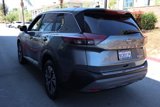 Used 2023 Nissan Rogue SV image 6