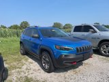 Used 2020 Jeep Cherokee Trailhawk image 4