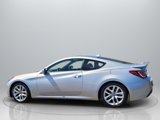Used 2013 Hyundai Genesis 3.8 image 4