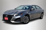 Used 2023 Nissan Altima 2.5 SV image 3