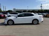 Used 2019 Toyota Camry LE image 4