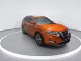 Used 2017 Nissan Rogue SL w/ SL Premium Package image 2