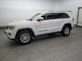 Used 2018 Jeep Grand Cherokee Laredo image 2