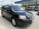 Used 2014 Chrysler Town & Country Touring image 4