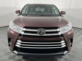 Used 2019 Toyota Highlander XLE image 2