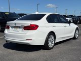 Used 2018 BMW 320i xDrive Sedan image 3