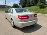 Used 2008 Lincoln MKZ image 2