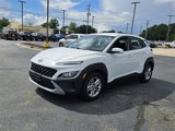Used 2022 Hyundai Kona SE image 3