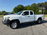 Used 2018 Toyota Tacoma SR image 3