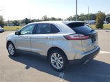 Used 2022 Ford Edge Titanium image 3