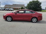 Used 2018 Ford Fusion SE w/ Fusion SE Technology Package image 4