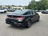 Certified 2023 Hyundai Elantra SEL w/ Convenience Package image 3