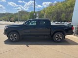 Used 2019 Toyota Tacoma TRD Sport image 4