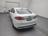 Used 2018 Ford Fusion SE image 6