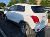 Used 2017 Chevrolet Trax LT w/ LT Convenience Package image 2