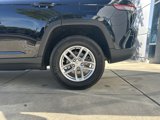 New 2025 Jeep Grand Cherokee Laredo X w/ Luxury Tech Group I image 4