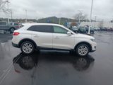 Used 2017 Lincoln MKX Premiere image 4