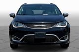Used 2020 Chrysler Pacifica Limited w/ Tire & Wheel Group image 3