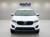 Used 2017 Kia Sorento LX w/ LX Convenience Package image 2