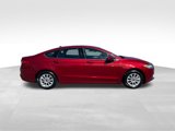 Used 2017 Ford Fusion S image 2