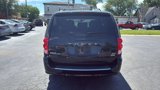 Used 2017 Dodge Grand Caravan SXT image 6