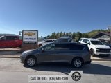 Used 2023 Chrysler Voyager LX image 2