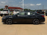 Used 2023 Nissan Altima 2.5 SR w/ SR Premium Package image 3