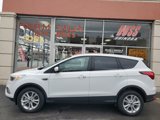 Used 2019 Ford Escape SE image 3