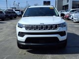 Used 2022 Jeep Compass Latitude image 2