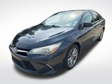 Used 2016 Toyota Camry SE image 4