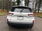 Used 2022 Ford Escape SE w/ SE Sport Appearance Package image 4