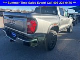 New 2025 GMC Canyon Elevation w/ Convenience Package image 3