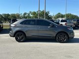 Used 2017 Ford Edge Titanium image 5