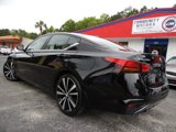 Used 2020 Nissan Altima 2.5 SR w/ Premium Package image 4