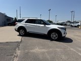 Used 2022 Ford Explorer XLT w/ Equipment Group 202A image 5