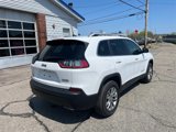 Used 2021 Jeep Cherokee Latitude Lux image 3