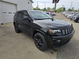 Used 2021 Jeep Grand Cherokee Laredo X image 3