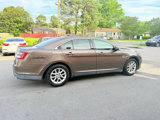 Used 2015 Ford Taurus SE image 6